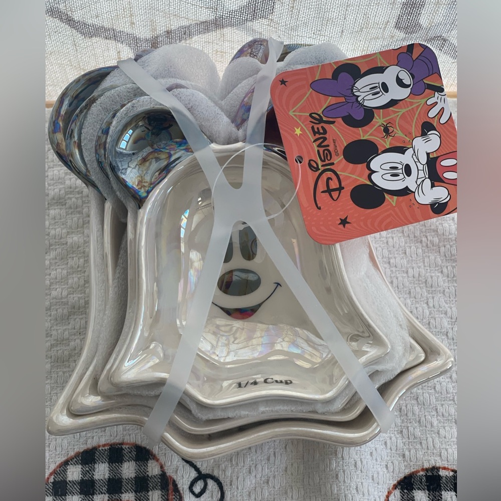 Disney Halloween Ghost Plates - White and Black